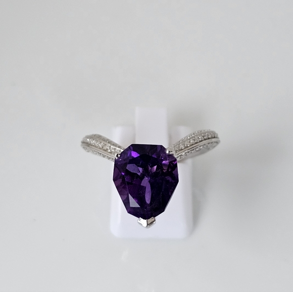 Natural African Amethyst & Moissanite Ring Sterling Silver Platinum Finish Sz 7! - Picture 2 of 5